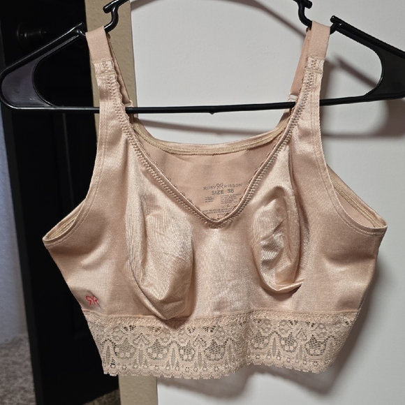 Ruby Ribbon Cream Lace Trim Bra - Picture 1 of 4